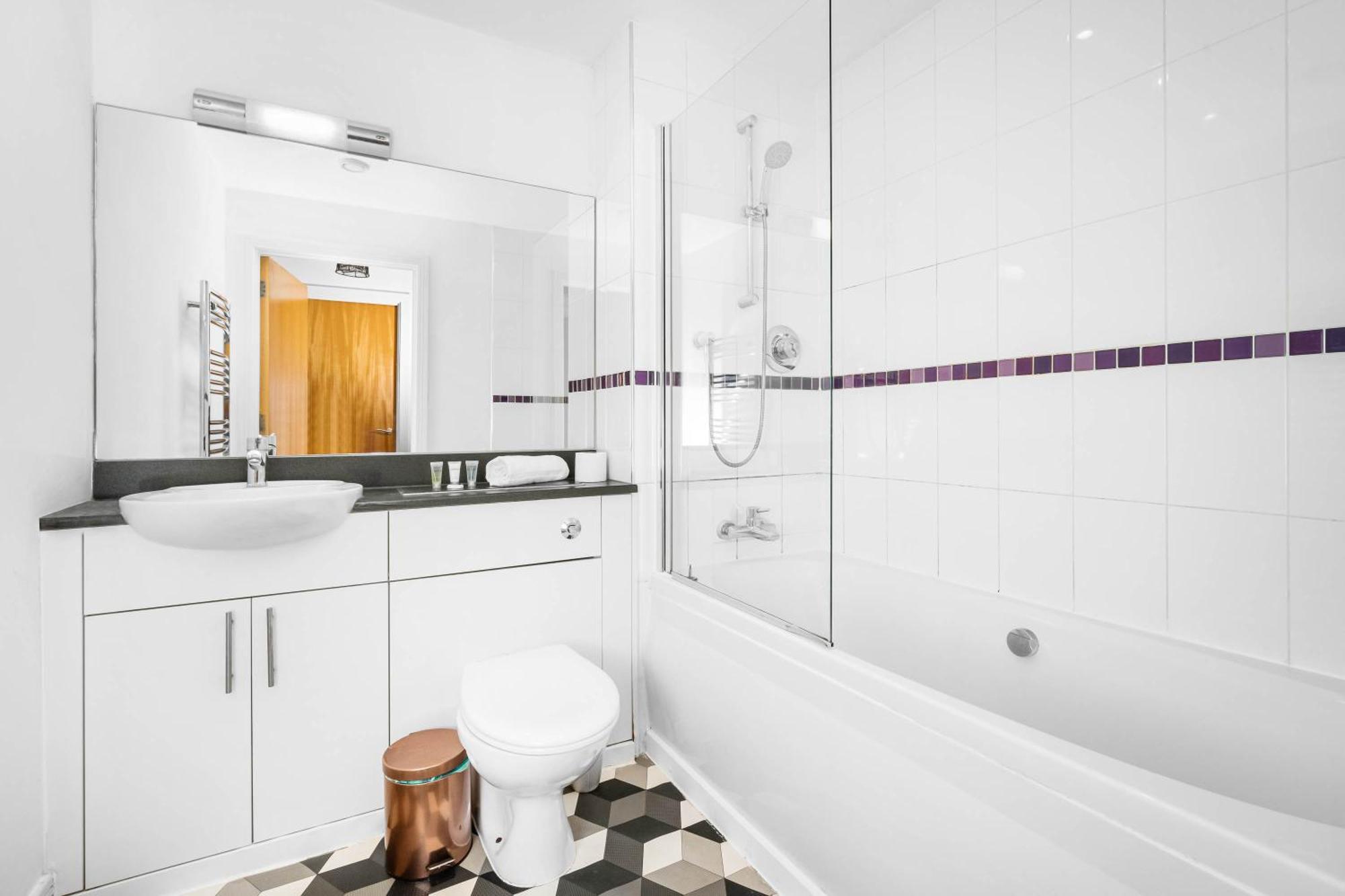 Beautiful City Centre - 1 Bedroom Apt With Secure Parking - Top Rated - 85Cc Бирмингам Екстериор снимка