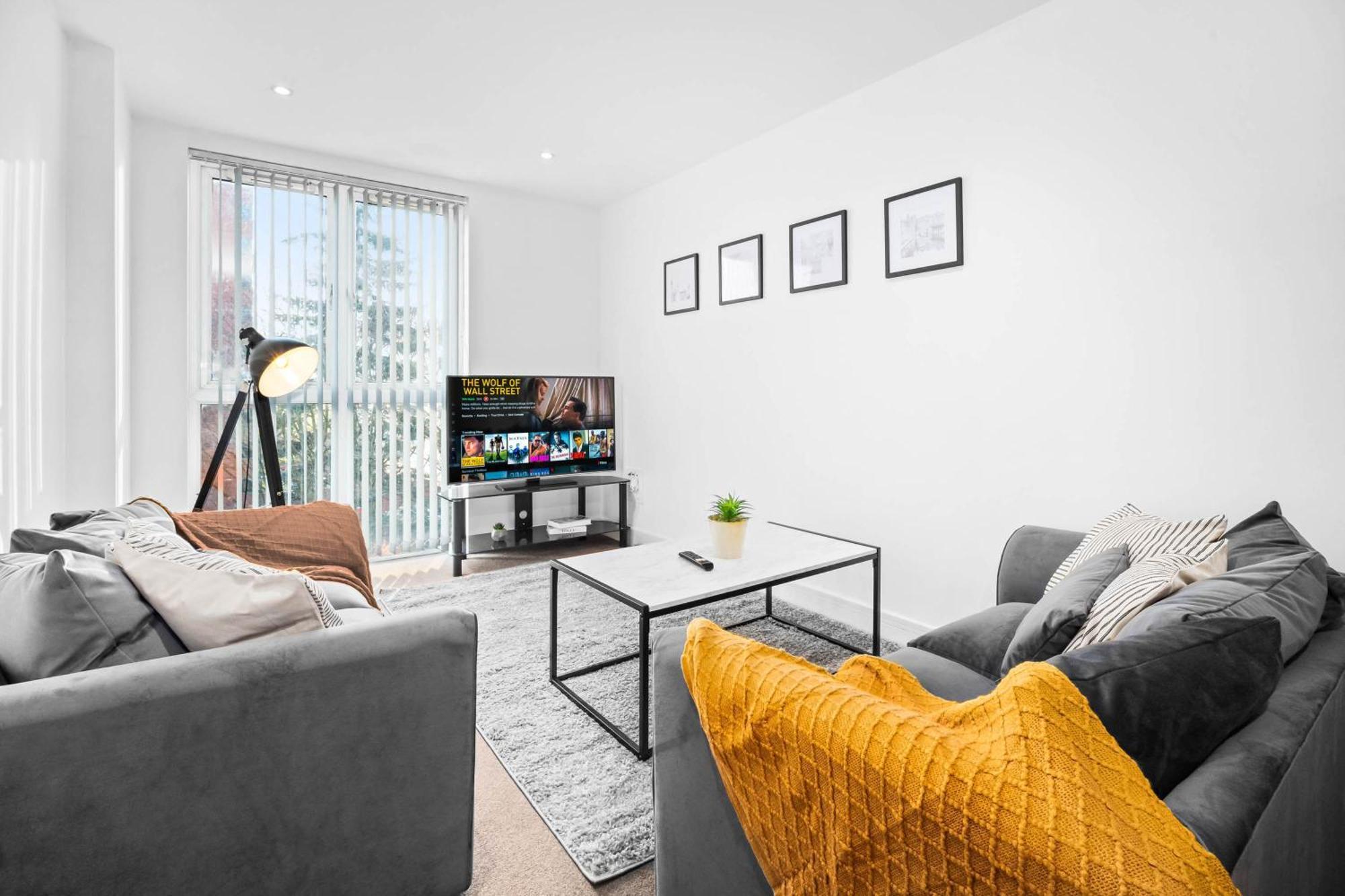 Beautiful City Centre - 1 Bedroom Apt With Secure Parking - Top Rated - 85Cc Бирмингам Екстериор снимка